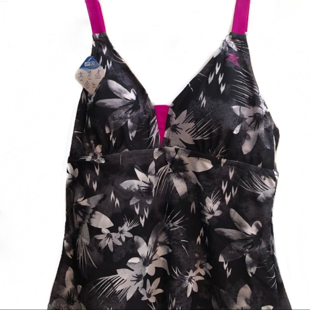 Awesome Back! Swim Top. Size 14 NWT